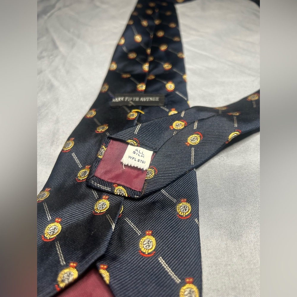 Men’s Saks Fifth Avenue Vintage 90s Blue Gold Striped Silk Designer Tie - Picture 2 of 3